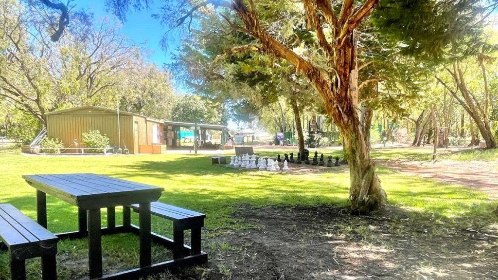 Primal Archery picnic table and entrance