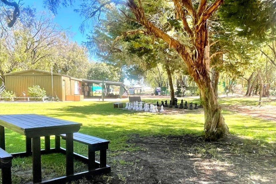 Primal Archery picnic table and entrance